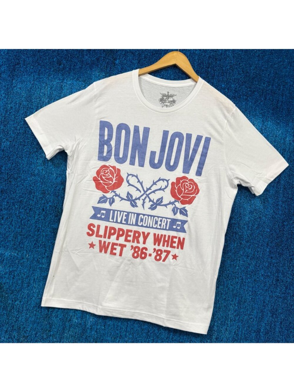 Bon Jovi “Slippery When Wet” Graphic T-Shirt Size Extra Large - Picture 3 of 4